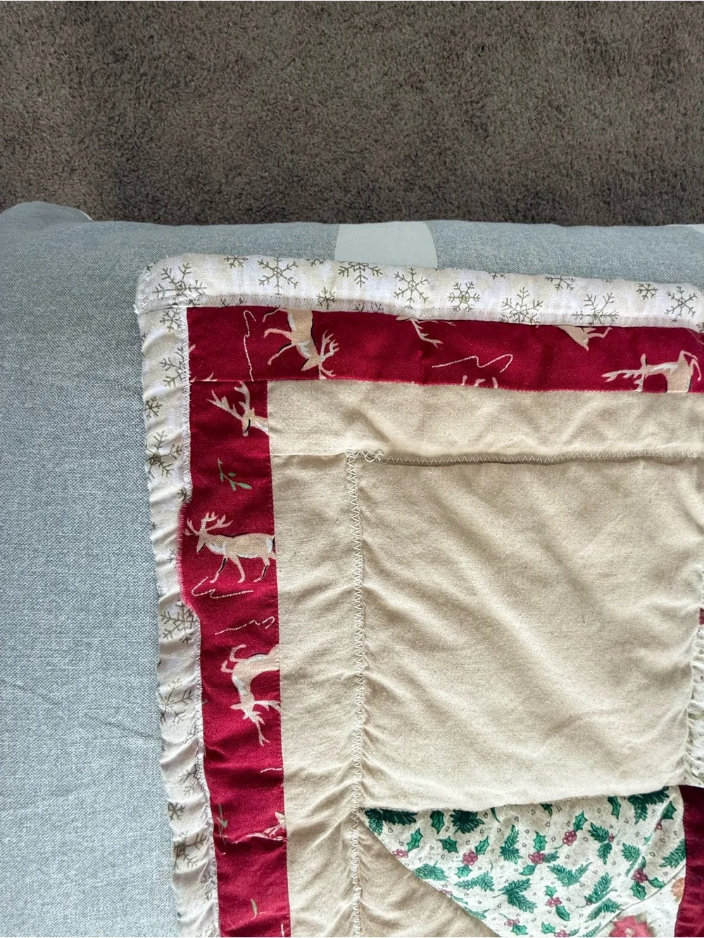 Handmade Holiday Star Quilt Table Runner - Red and Cream